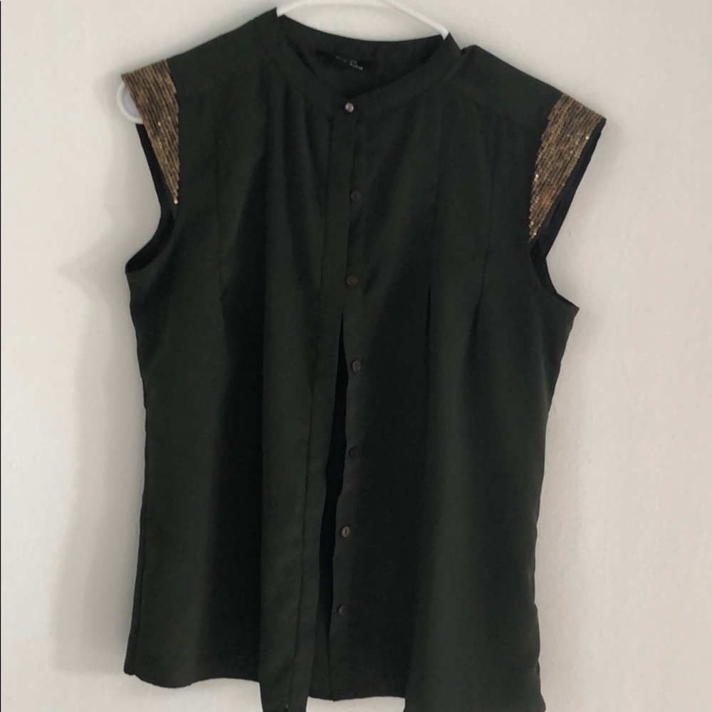 ❤️Beautiful top(3 for$15)
